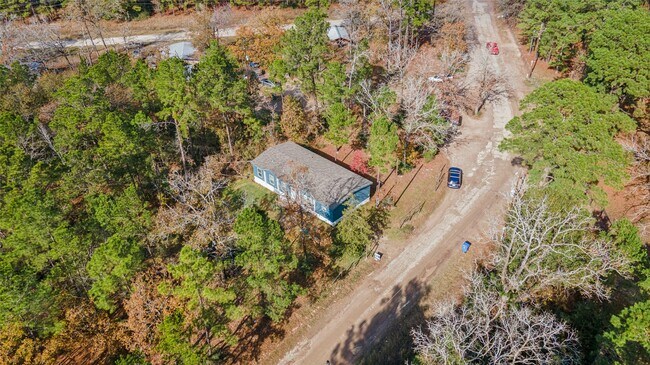 Building Photo - 146 Marina Dr