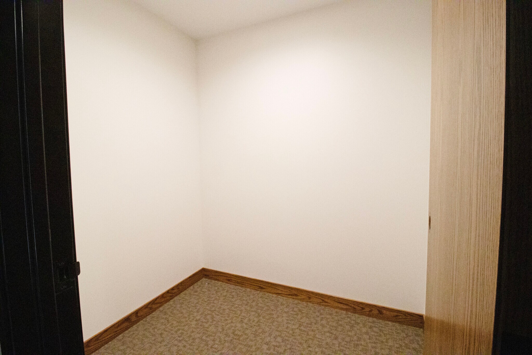 Building Photo - 610 Martin Ave