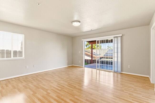 Building Photo - Expansive Valley Views & Private Living in Castro Valley - 4BD/3BA Exec Home