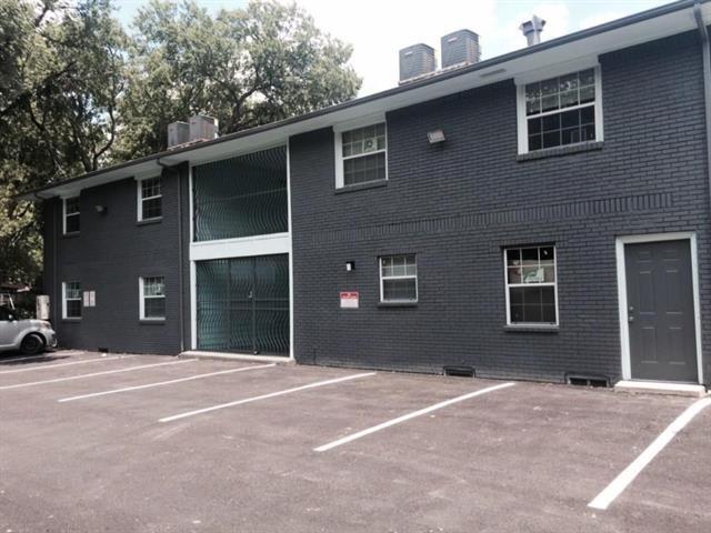Building Photo - 701 Elsbeth St