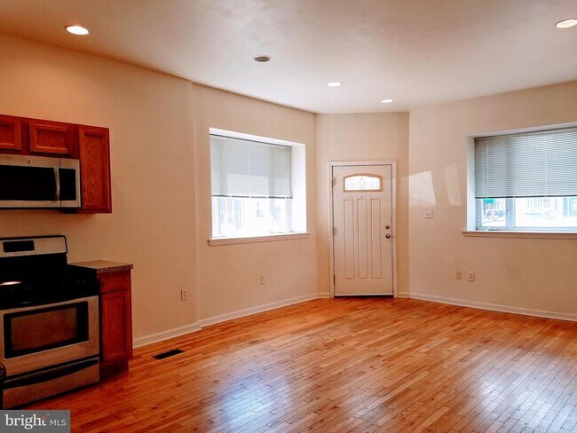 Building Photo - 1951 S 4th St