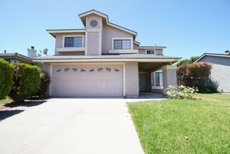 Building Photo - Updated Two Story Meadows Home