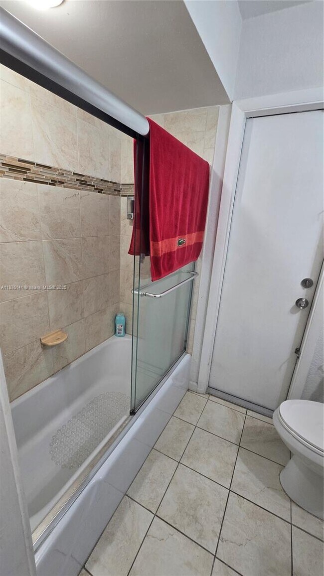 Building Photo - 15120 SW 87th Ave