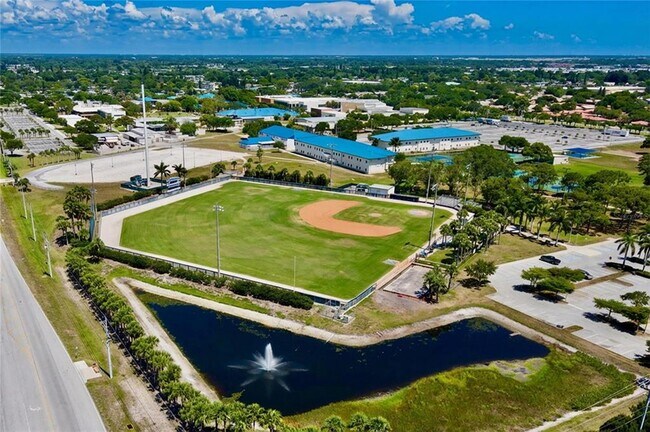 Building Photo - 3803 54th Dr W