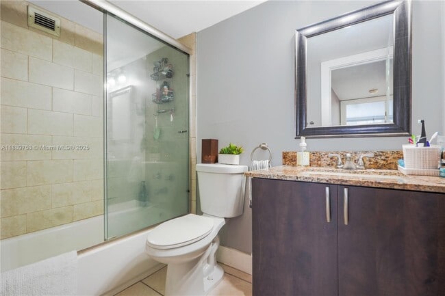 Building Photo - 200 Leslie Dr