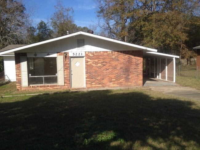 Primary Photo - **ON HOLD**Midtown Columbus 3 bedroom/2 ba...