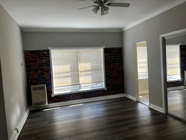 Primary Photo - STUDIO $1495 LOS FELIZ HARDWOODS EXPOSED B...