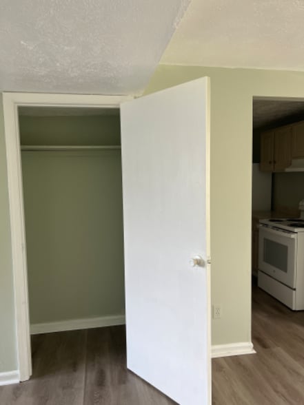 Building Photo - 106 Gooseneck Ct