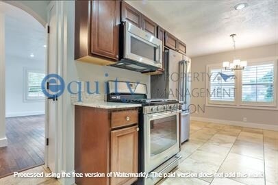 Building Photo - 4858 Viewmont St