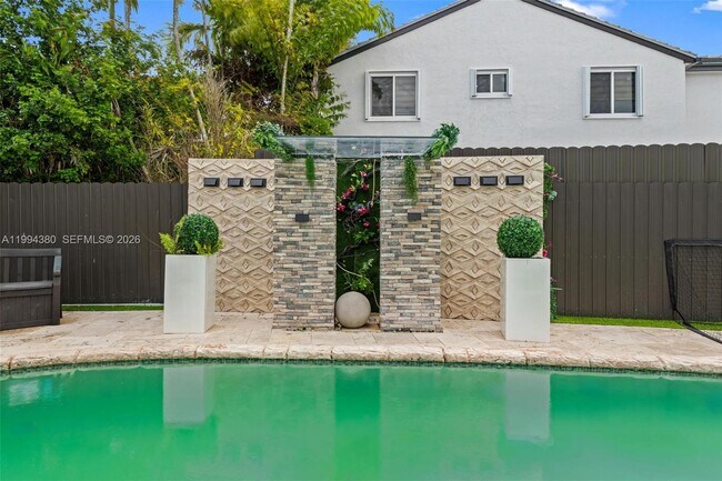 Building Photo - 15646 SW 97th Terrace