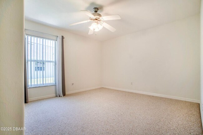 Building Photo - 6115 Sabal Point Cir