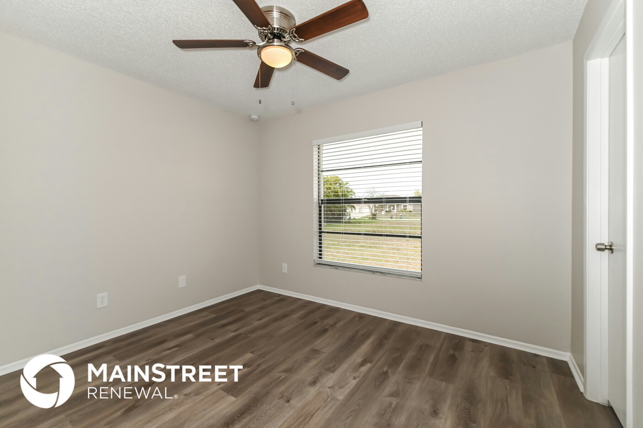 Building Photo - 1824 NE 7th Pl