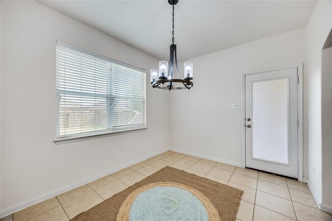 Building Photo - 19600 Woodrow Wilson St