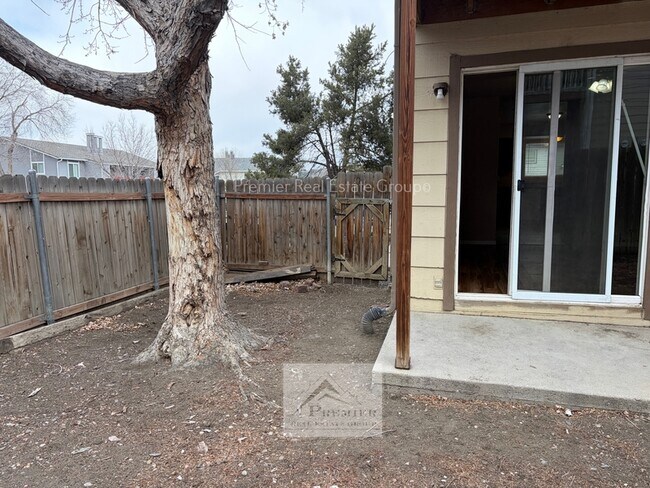 Building Photo - 1160 Mazatlan Cir