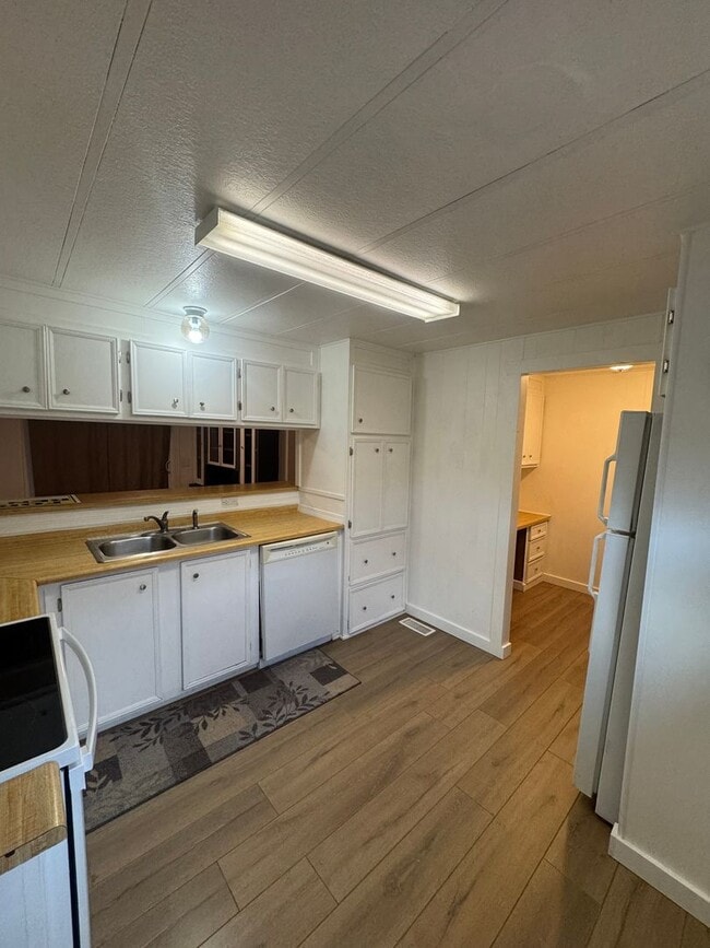 Building Photo - 3701 Gun Club Rd