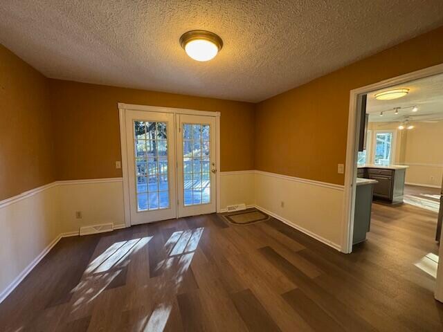 Building Photo - 2218 Trail Point