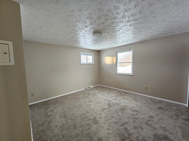 Bedroom 2 - 3589 Delmar Dr