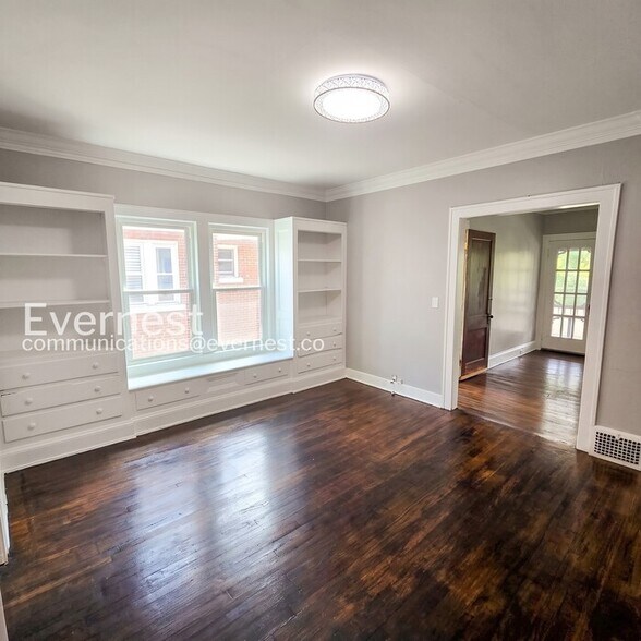 Building Photo - 3411 Beechwood Ave