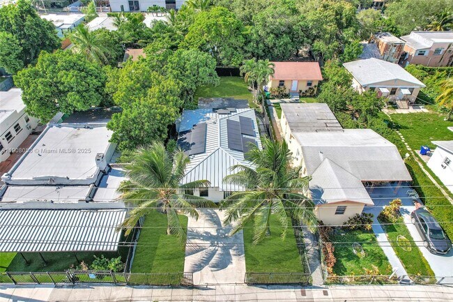 Building Photo - 136 NW 53rd St