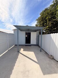 Building Photo - 26810 SW 134th Pl