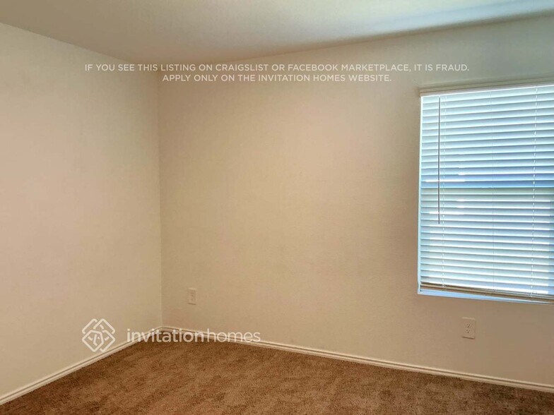 Building Photo - 10527 Sewell Cir