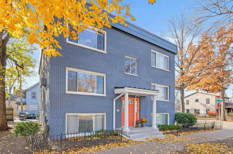 Building Photo - 423 W 31st St