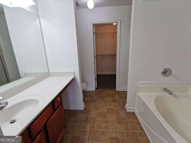 Building Photo - 2073 Executive Dr