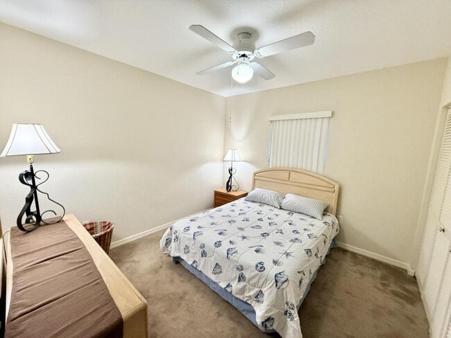 Building Photo - 1528 1/2 41st Ave N