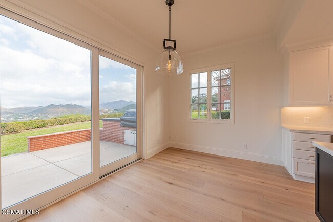 Building Photo - 2390 Crombie Ct