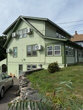 Building Photo - 170 Walker Hill Rd