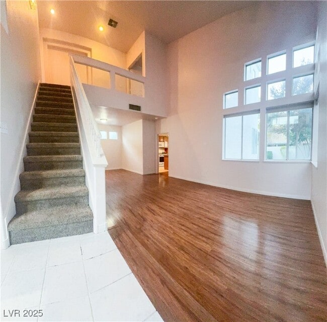 Building Photo - 9532 Aspen Glow Dr