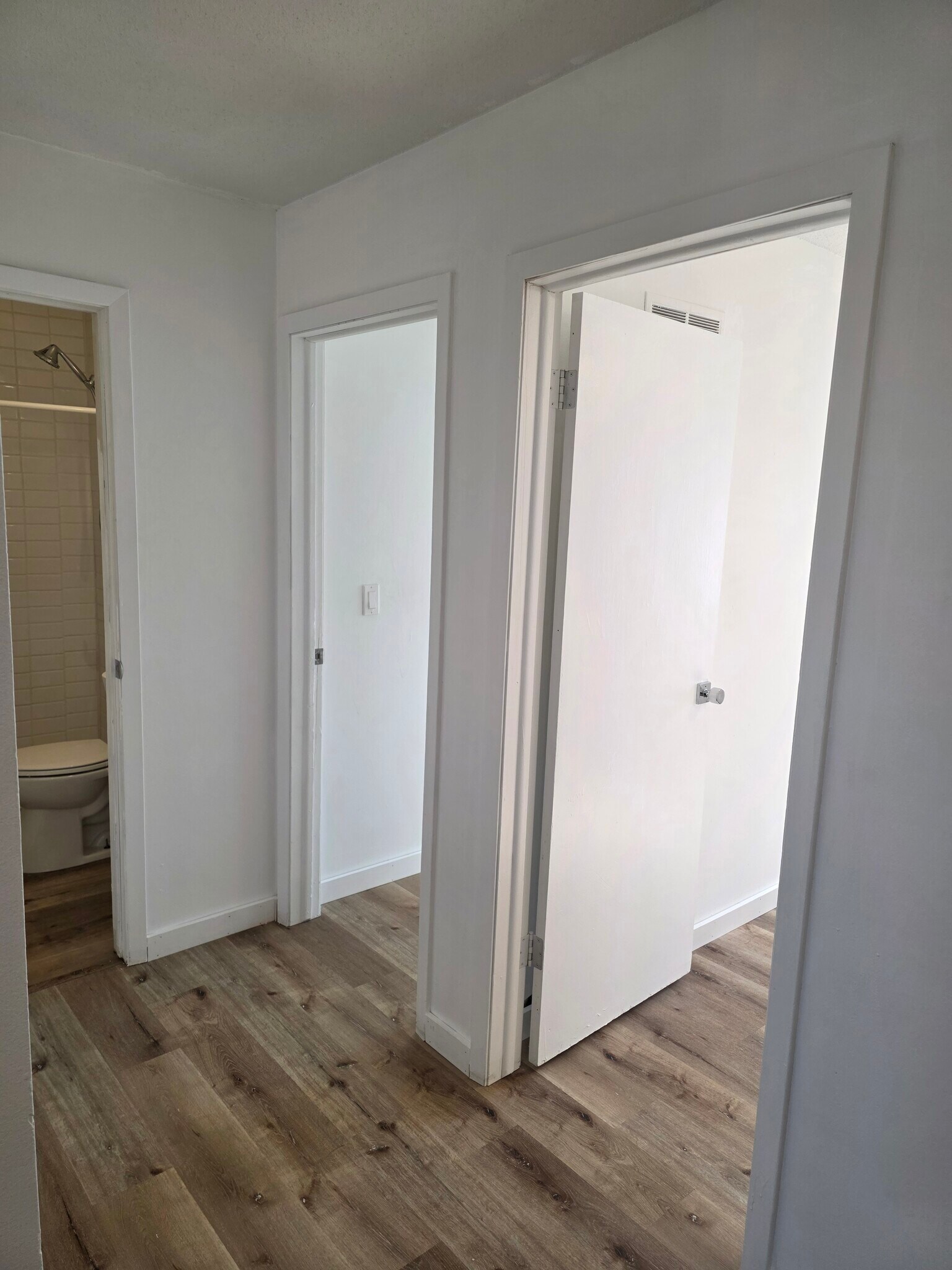 Building Photo - 11260 College Ave