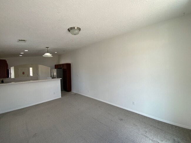 Building Photo - 3 Bedroom Single Story Home Available Near...
