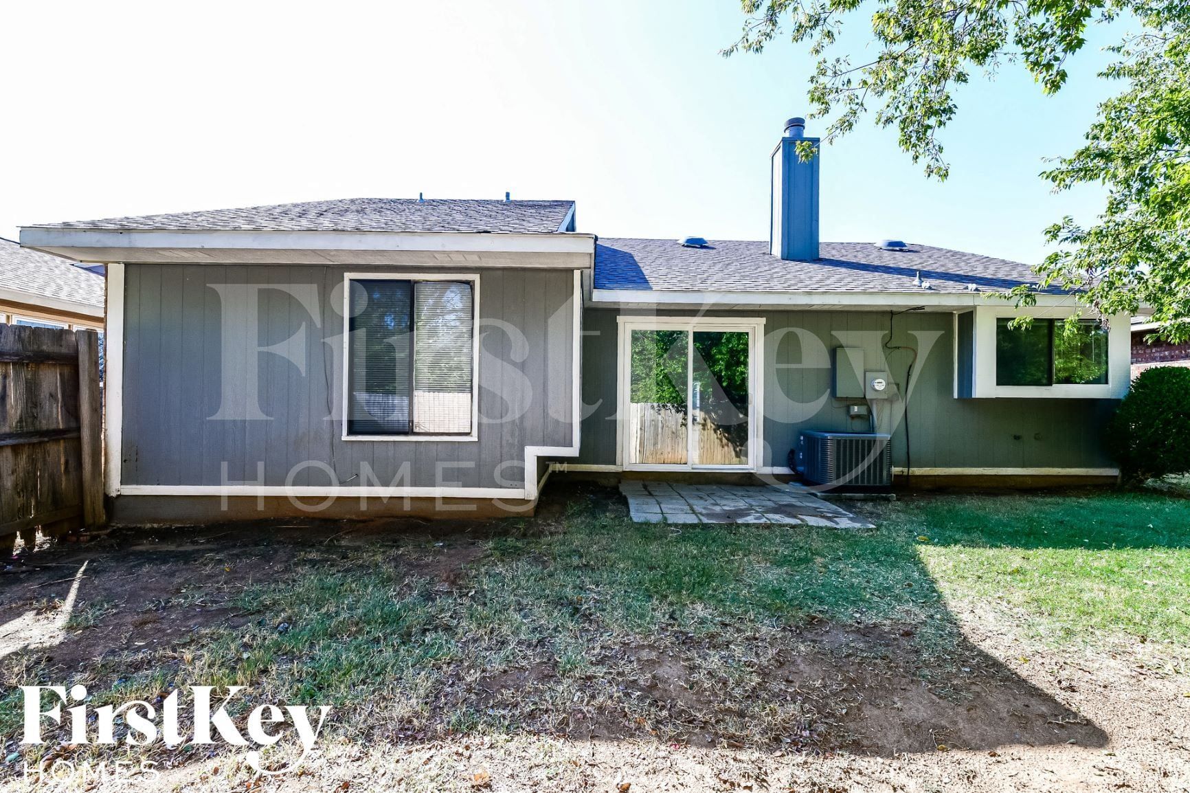 Building Photo - 529 Valley Spring Dr