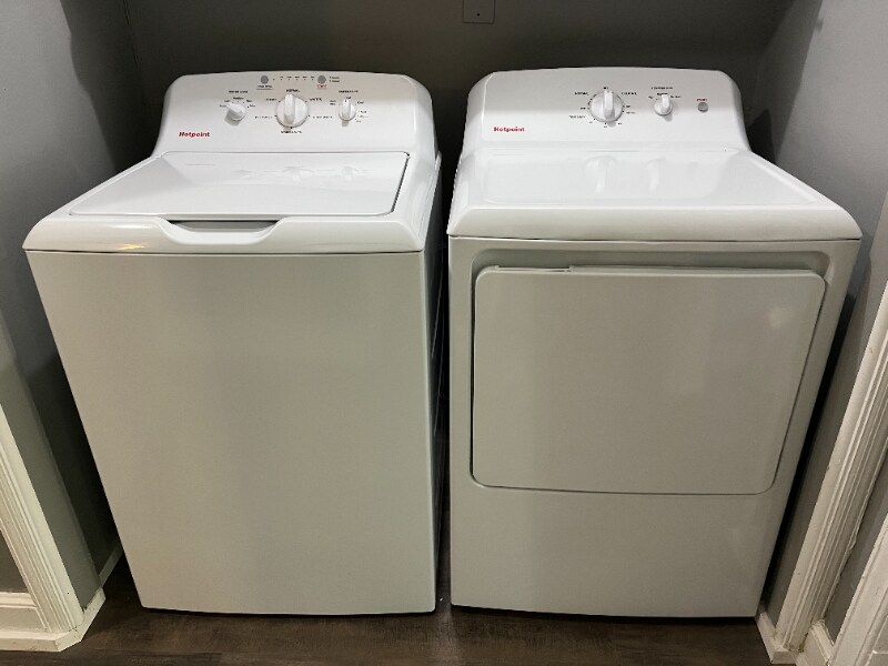 Building Photo - 3089 Highpoint Dr