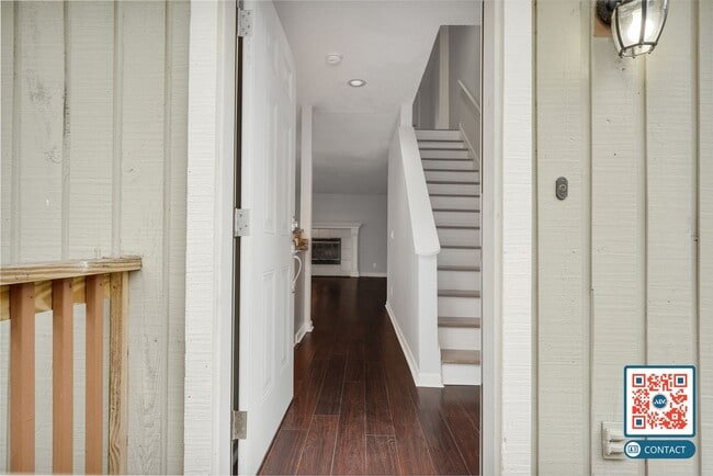 Building Photo - Updated Home in The Gatherings: A Hilton H...