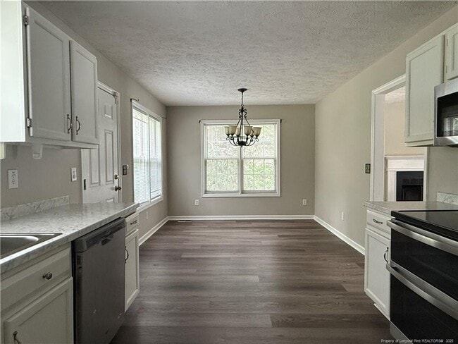 Building Photo - 163 Cornwallis Ct