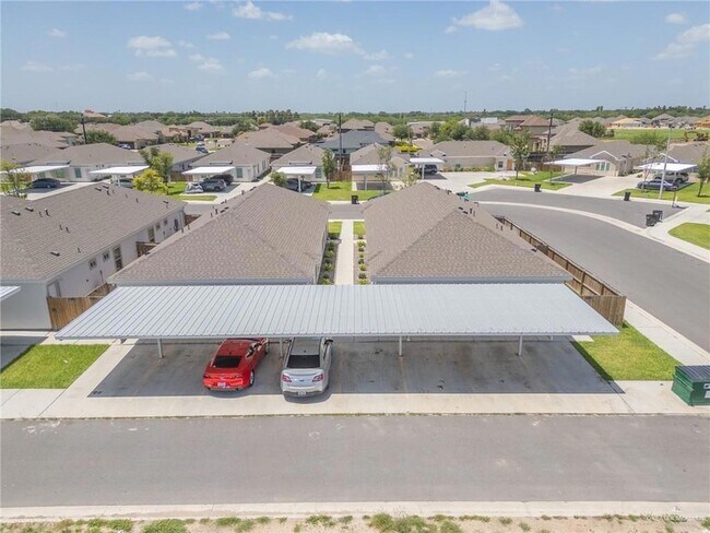 Building Photo - 5601 Sandpiper Ave