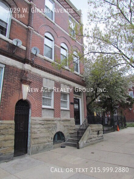Building Photo - 3029 W Girard Ave