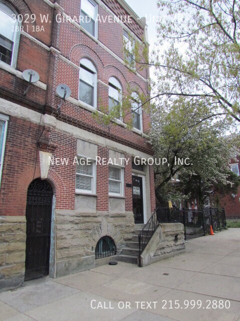Building Photo - 3029 W Girard Ave