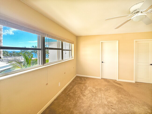 Building Photo - El Dorado Club