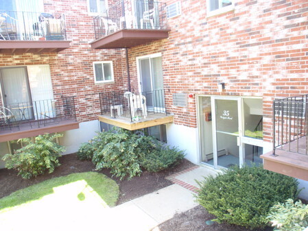 Building Photo - 31 Westgate Rd