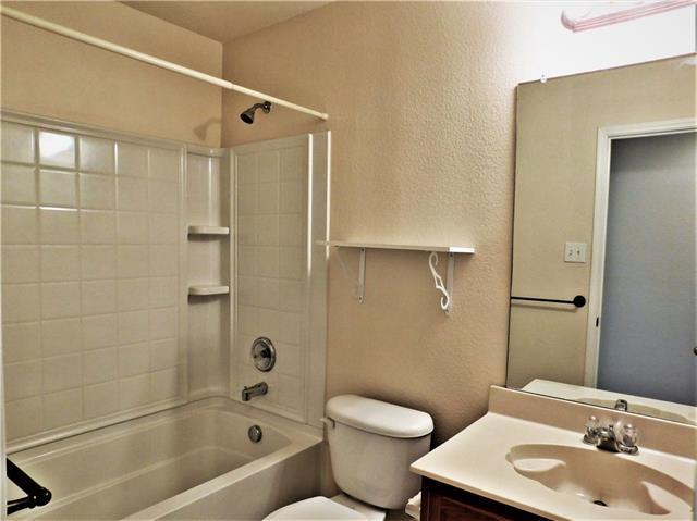 Building Photo - 3109 Groveland Terrace