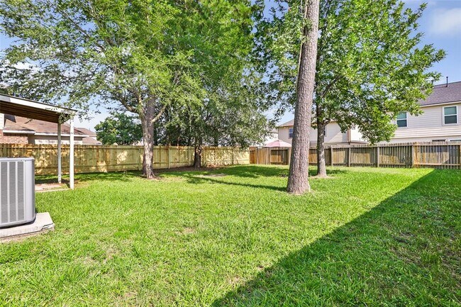 Building Photo - 9834 Bobolink Dr