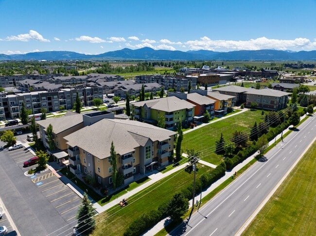 Building Photo - 210 S. Cottonwood, Unit 208