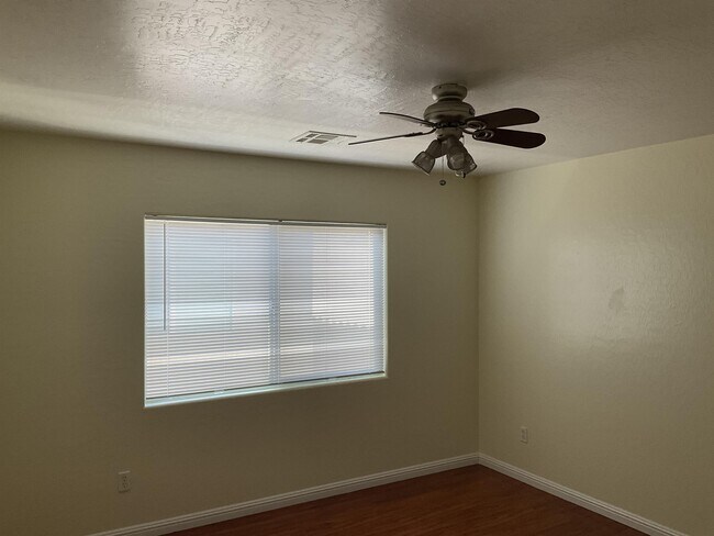 Building Photo - 5297 Tipper Ave