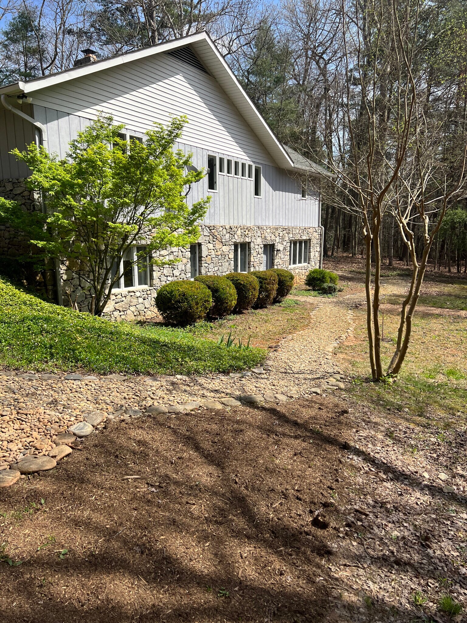 Building Photo - 45 Pentland Hills Dr