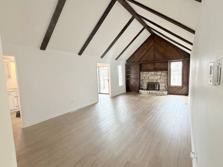 Building Photo - 9802 E Boston Cir