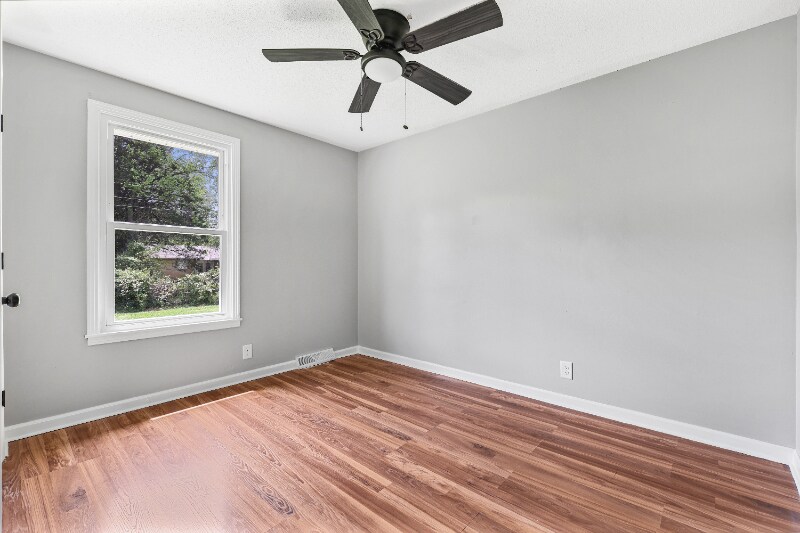Building Photo - 106 Winston Ct