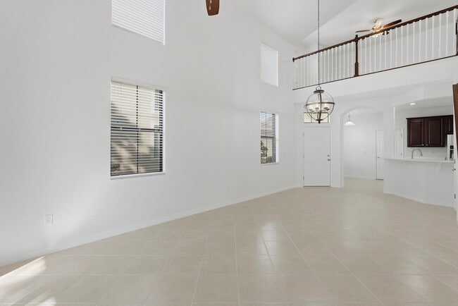 Building Photo - Bay Isle II